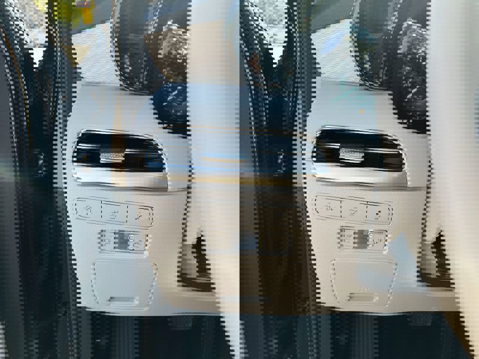 Used 2023 Hyundai Palisade Limited image 10