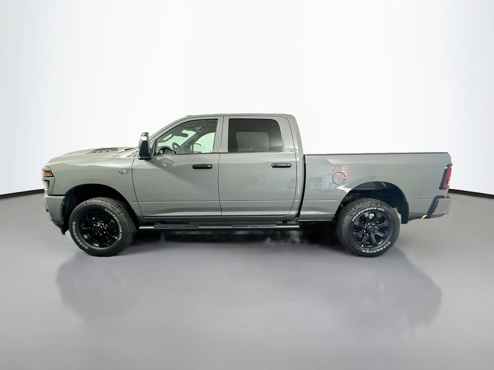 New 2027 RAM 2500 Tradesman AWD/4WD image 4