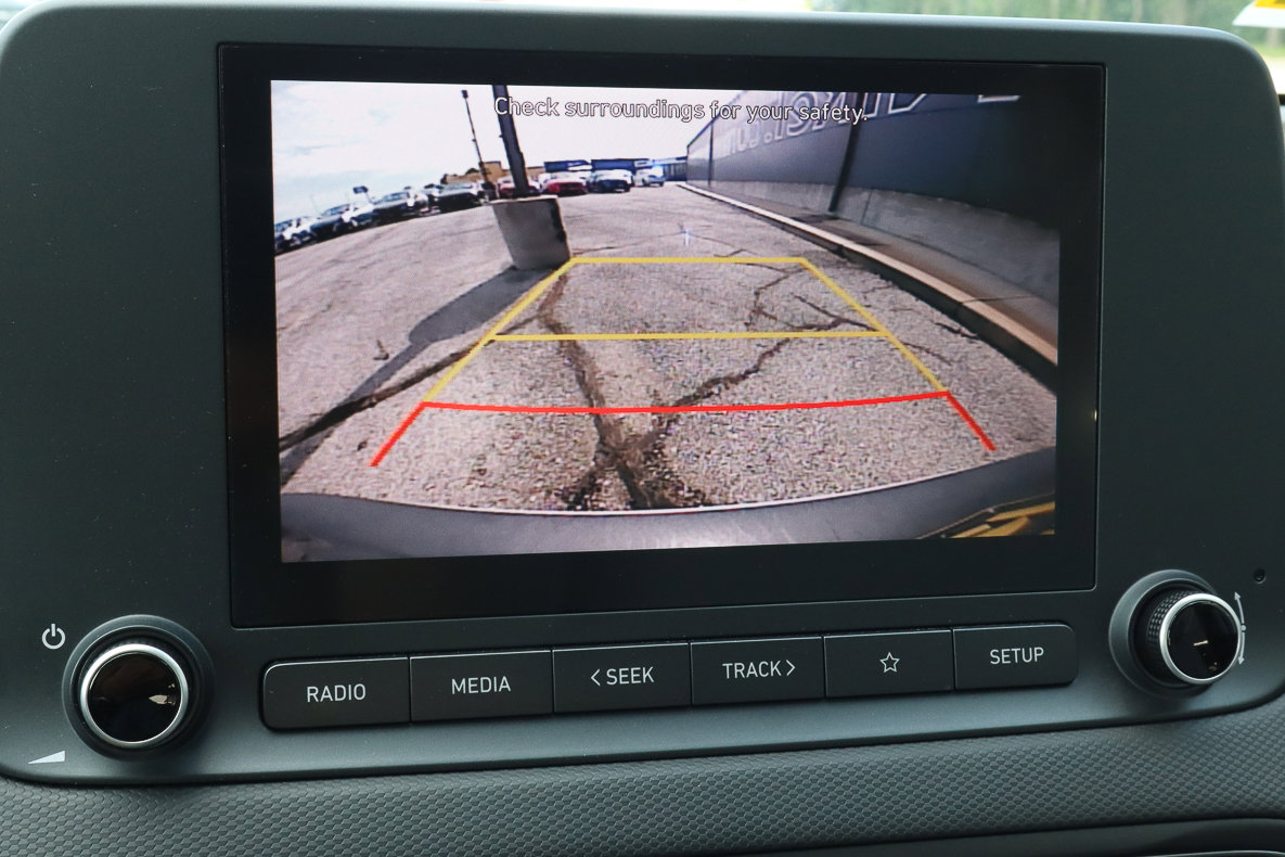 Used 2023 Hyundai Kona SEL image 12