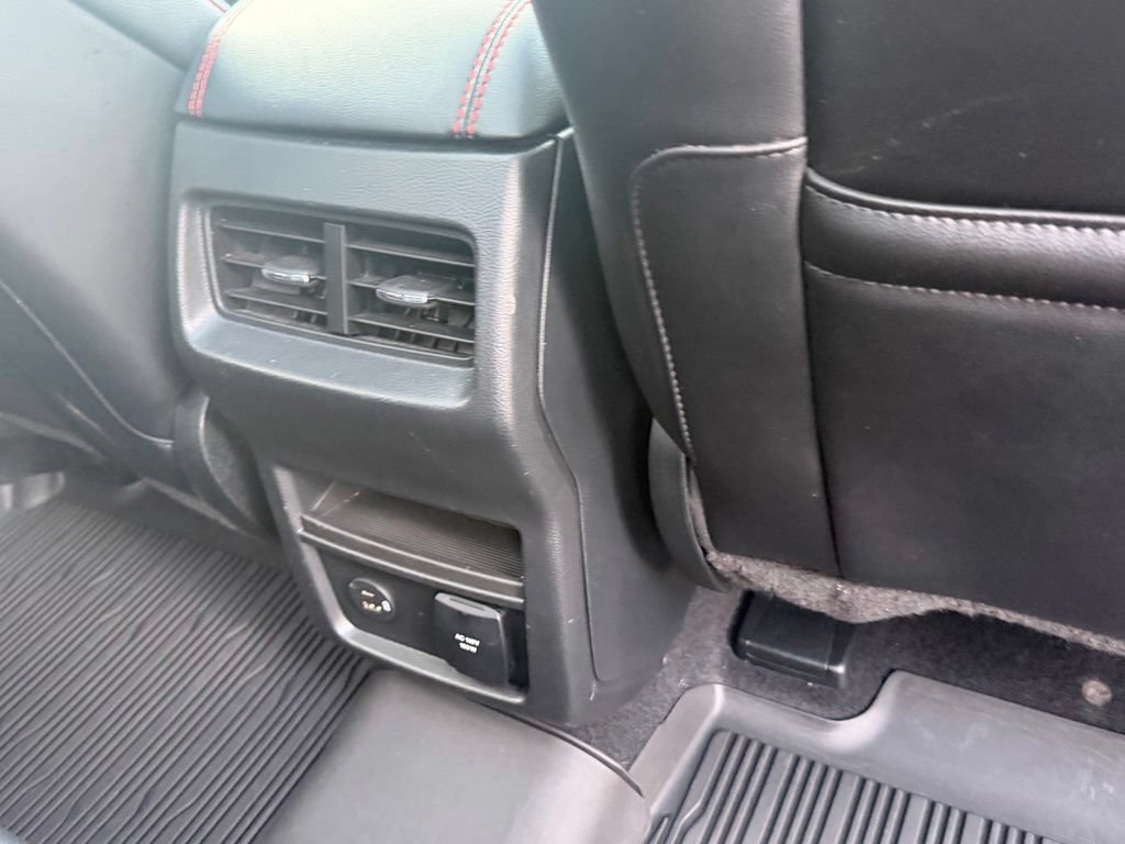 Used 2022 Ford Edge ST-Line AWD/4WD image 37