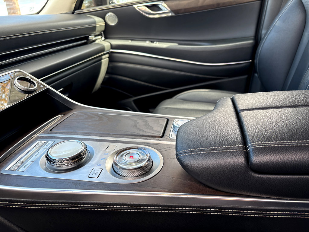 Used 2024 Genesis GV80 2.5T image 8