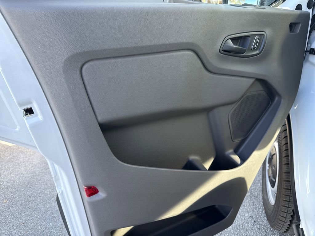 New 2026 Ford Transit 250 148 Medium Roof w/ Load Area Protection Package image 17