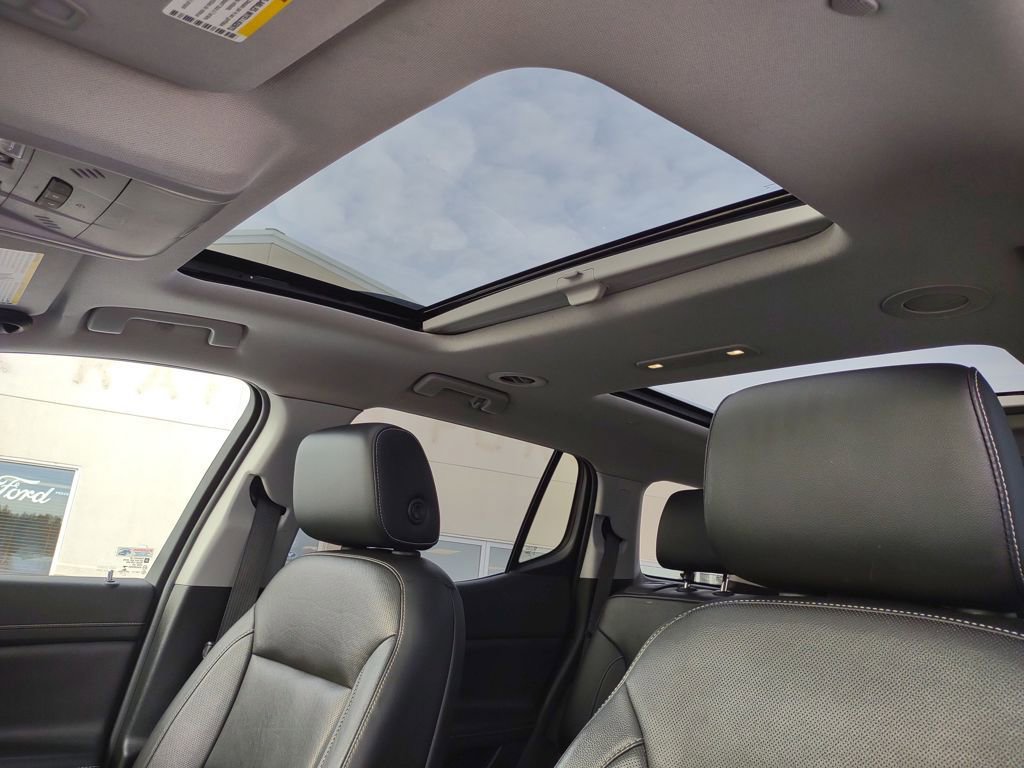 Used 2019 GMC Acadia SLT image 29