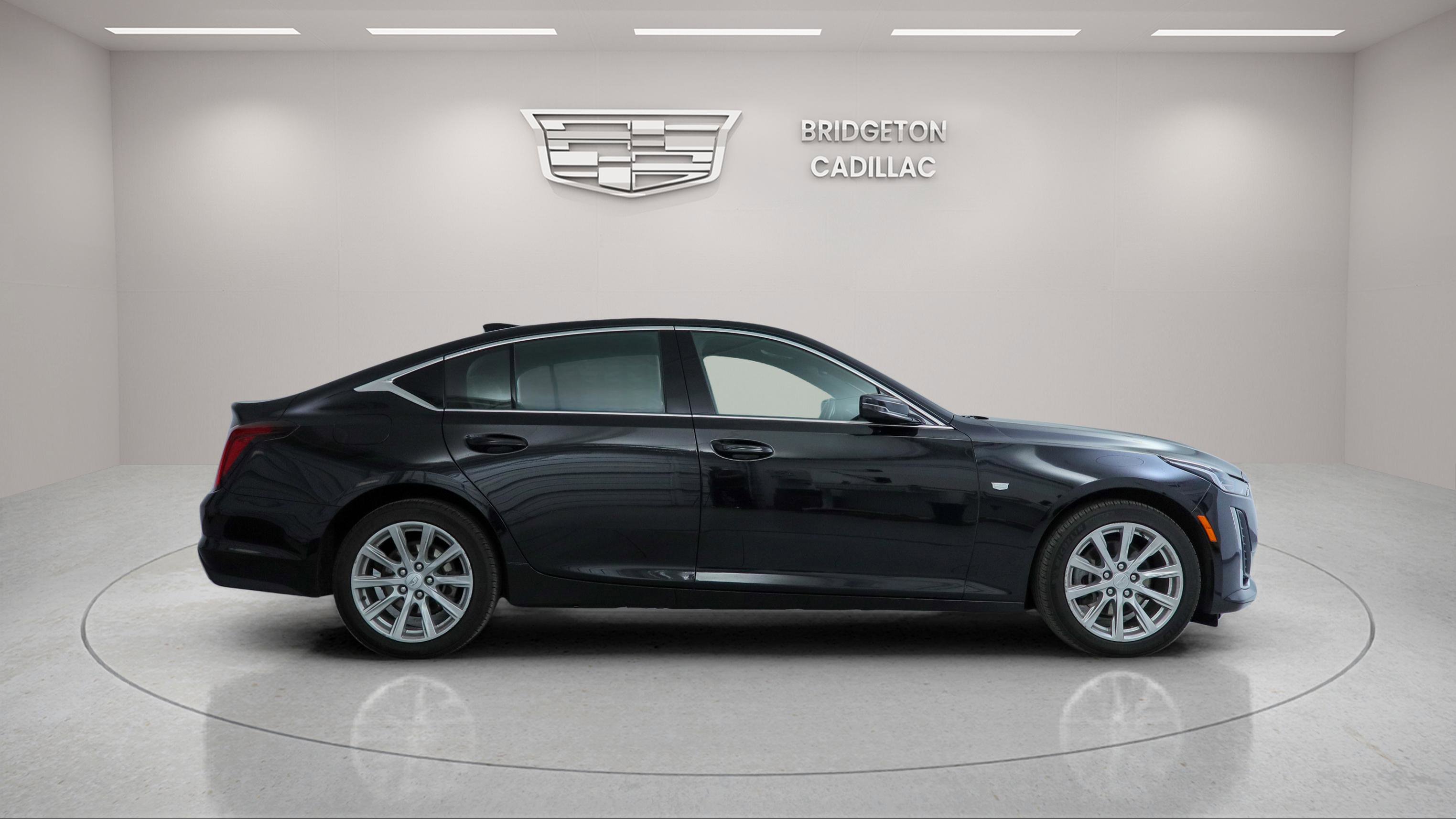 Used 2024 Cadillac CT5 Luxury w/ Cold Weather Package AWD/4WD image 8