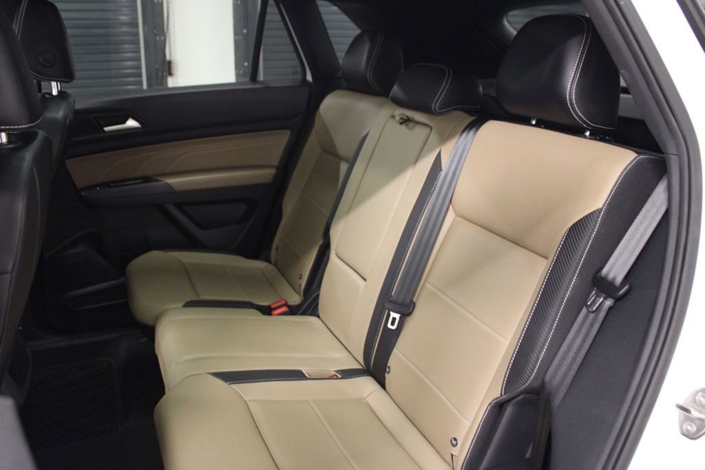 Used 2021 Volkswagen Atlas Cross Sport SE FWD image 31