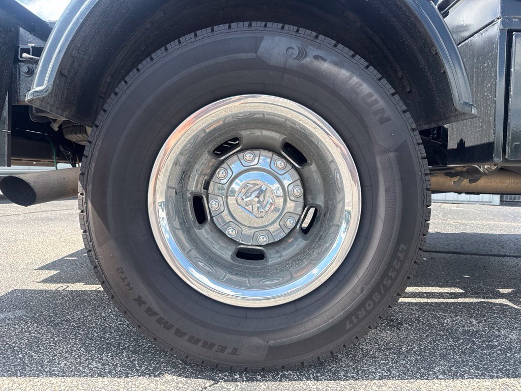 Used 2024 RAM 3500 Big Horn AWD/4WD image 10