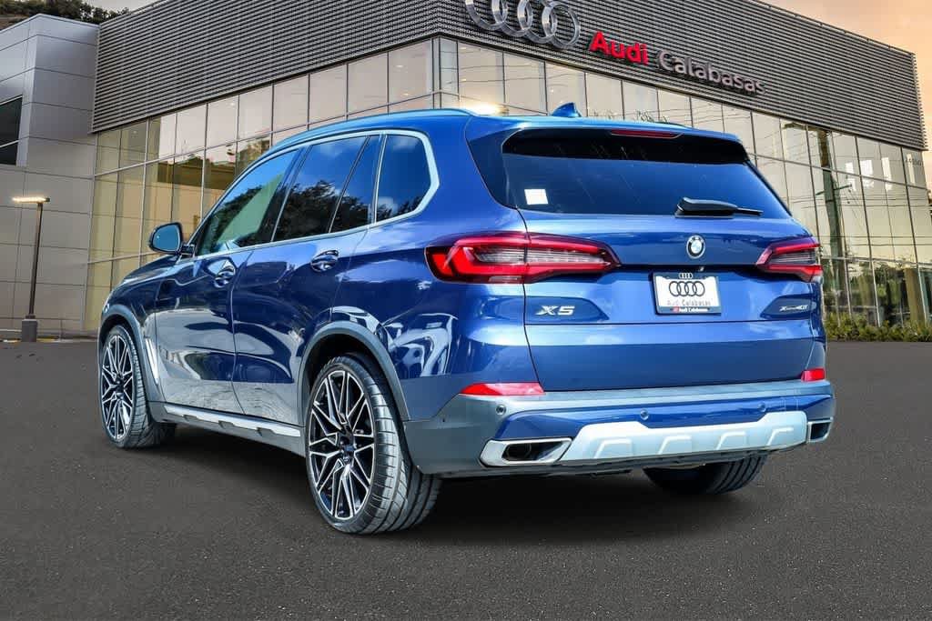 Used 2021 BMW X5 xDrive40i w/ Premium Package AWD/4WD image 4