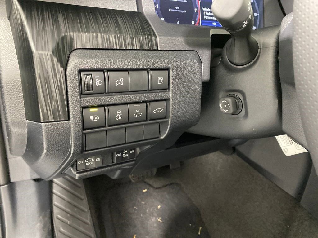 New 2026 Toyota 4Runner Platinum image 13