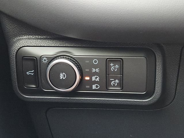 New 2026 Ford Explorer Active w/ Active Comfort Package image 17