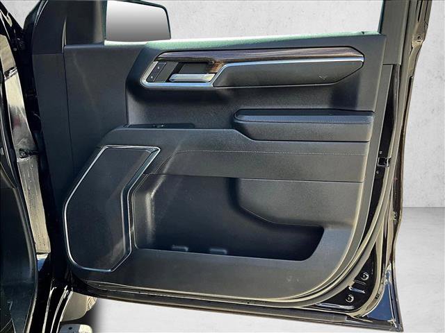 Used 2023 Chevrolet Silverado 1500 LT image 19