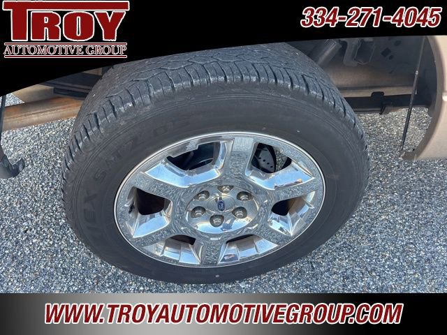Used 2013 Ford F150 XLT w/ Luxury Equipment Group image 12