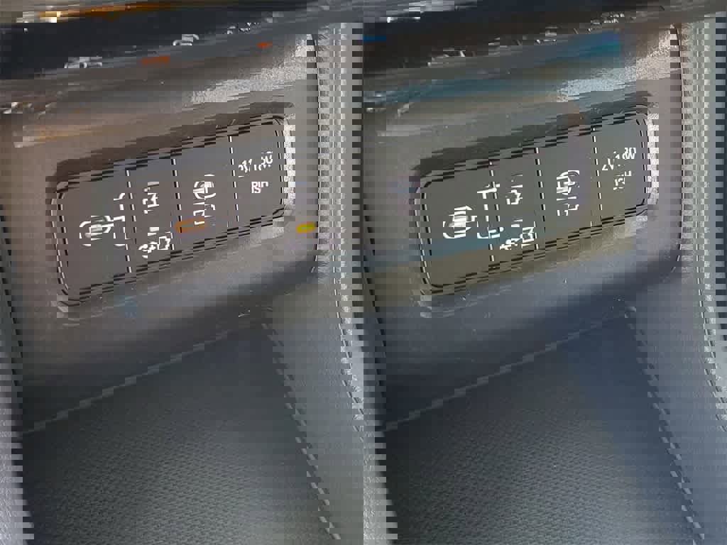 New 2026 Hyundai Tucson Blue SE w/ Tow & Go Package image 31