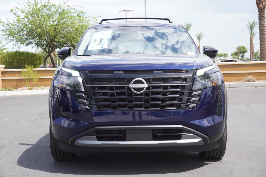New 2026 Nissan Pathfinder SL w/ SL Premium Package AWD/4WD image 5
