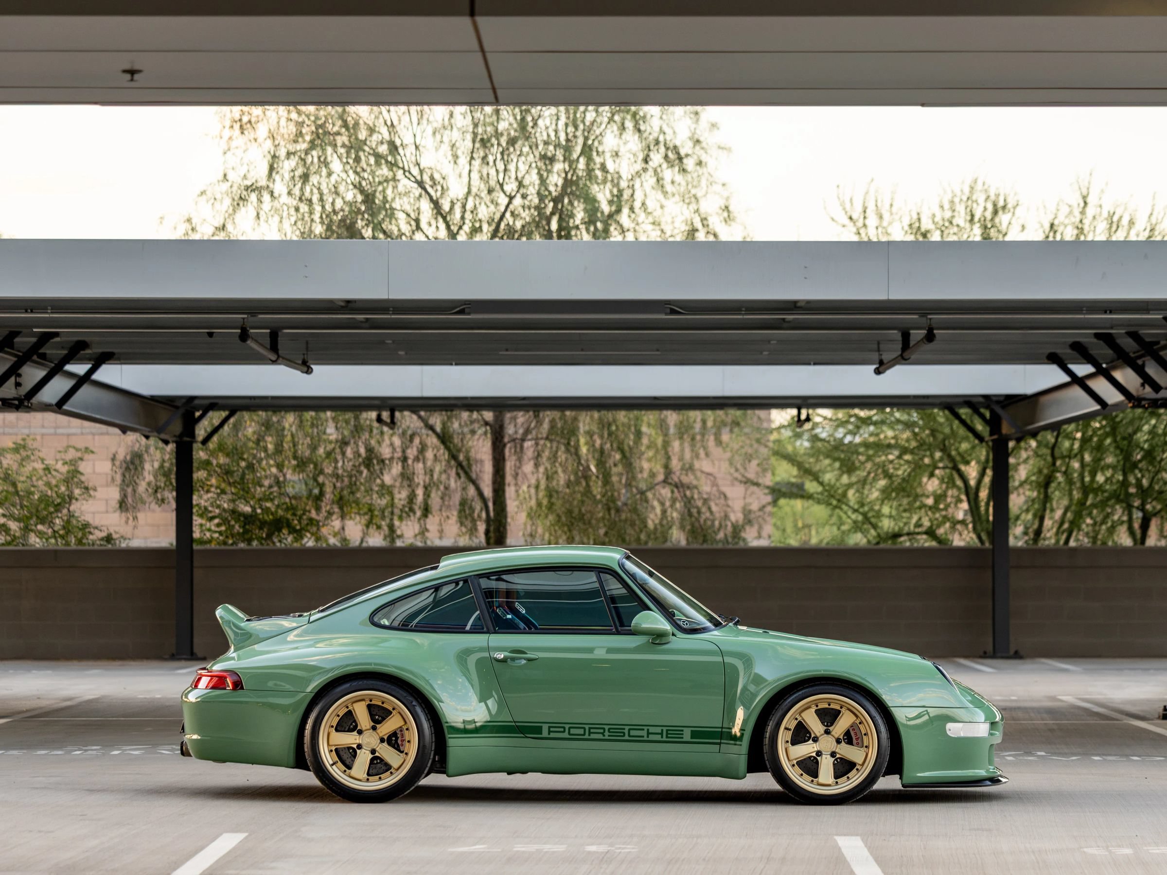 Used 1995 Porsche 911 Coupe image 9