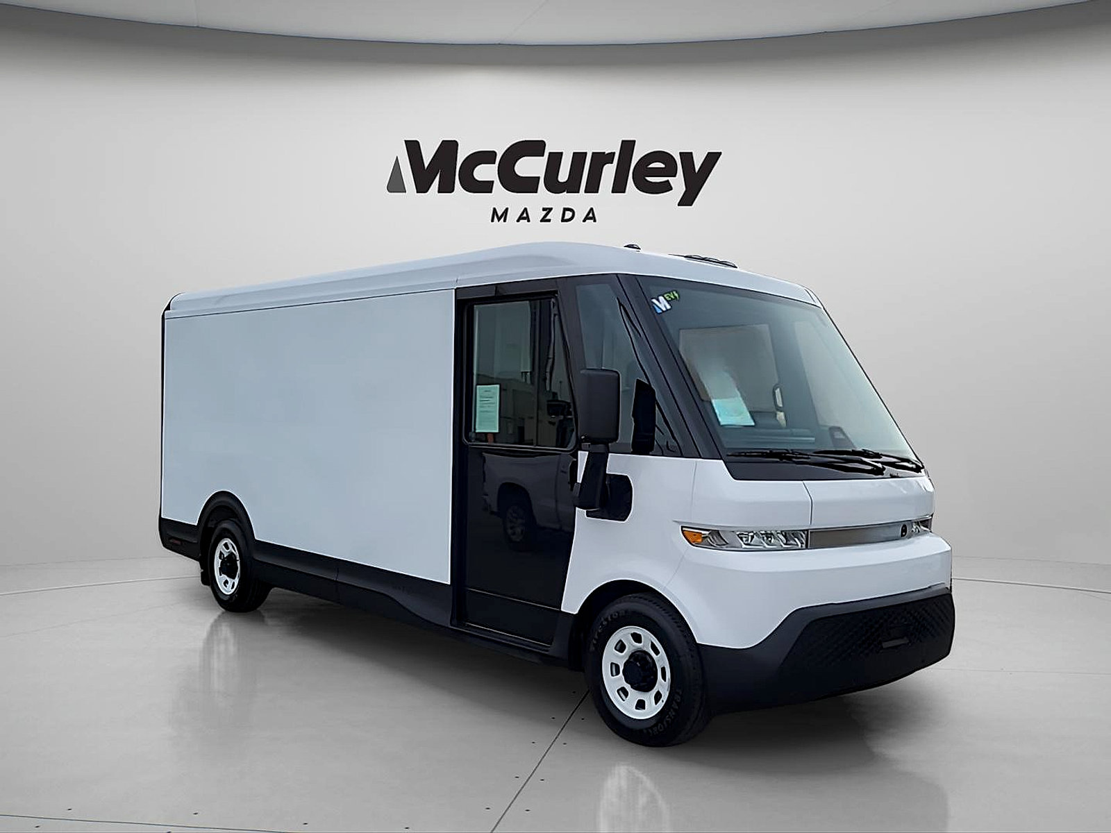 Used 2024 Chevrolet Brightdrop 600 w/ Battery Pack, Max Range AWD/4WD image 1