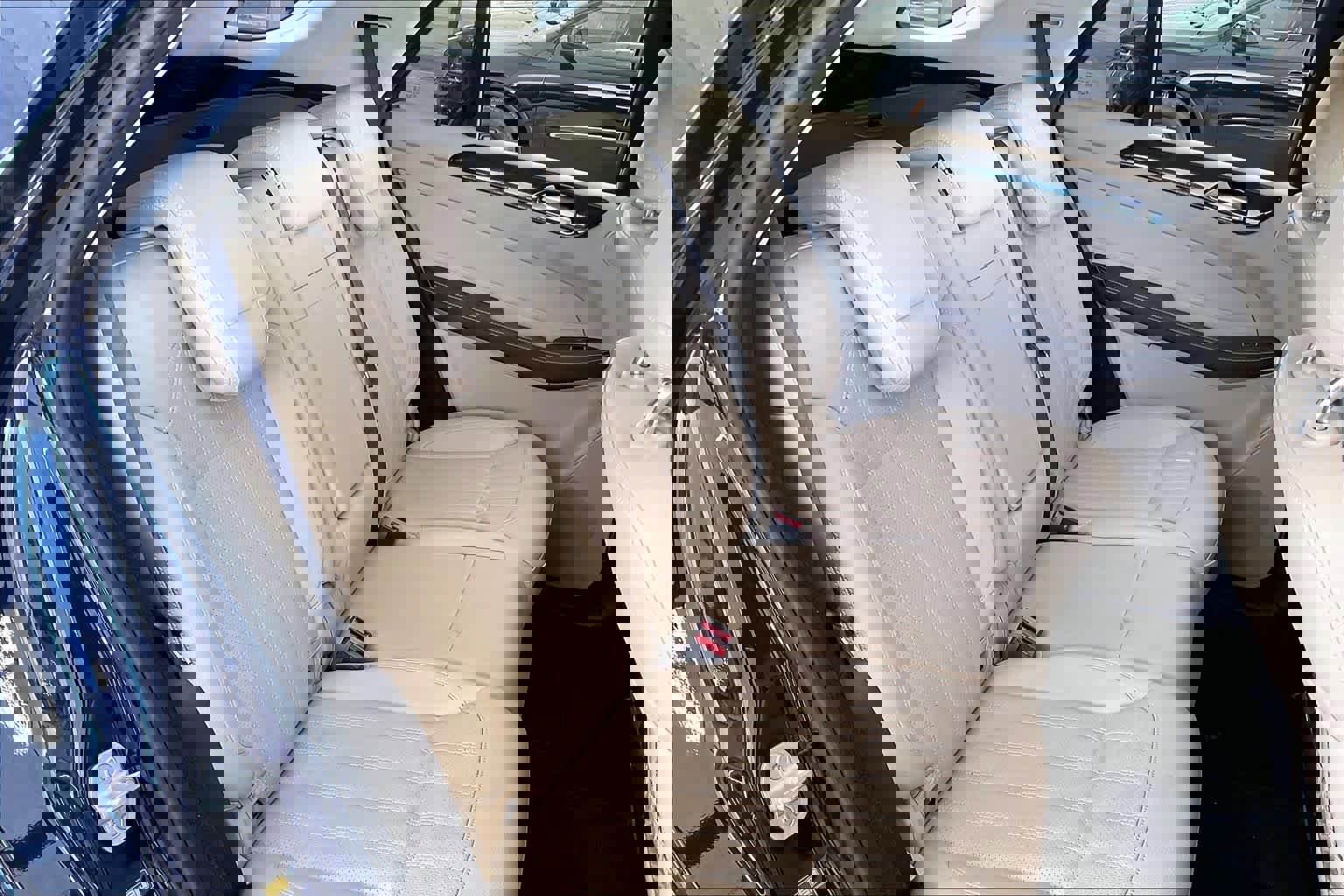 Used 2017 Mercedes-Benz GLE 350 4MATIC w/ Premium 2 Package image 19