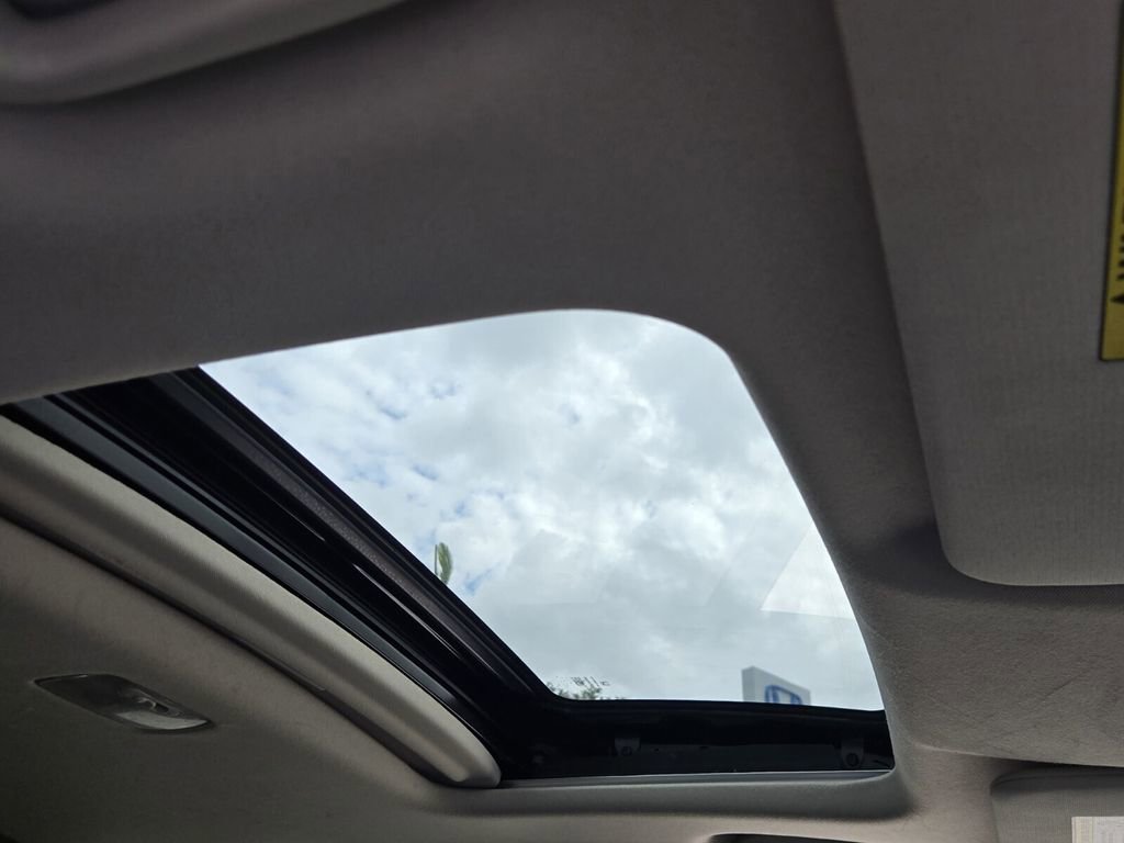 Used 2021 Honda HR-V EX image 18