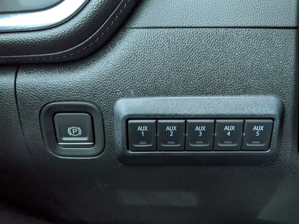 Used 2023 Chevrolet Silverado 2500 LTZ w/ LTZ Plus Package image 54