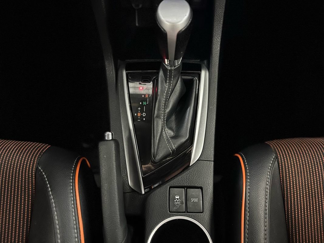 Used 2018 Toyota Corolla SE FWD image 20