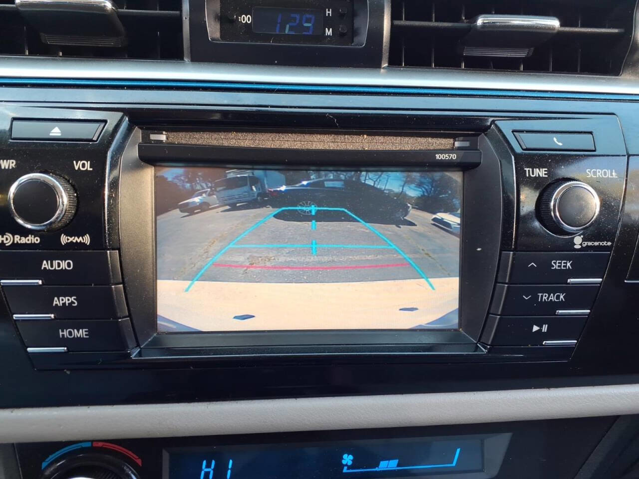 Used 2016 Toyota Corolla LE image 17