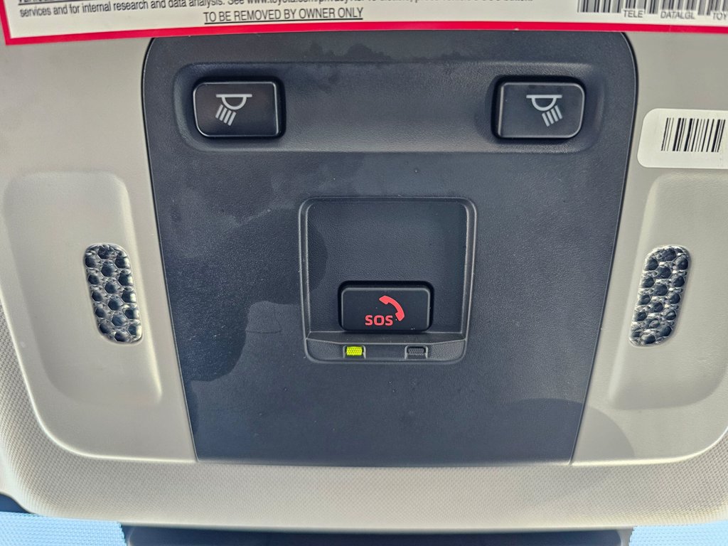 Used 2025 Toyota Camry LE FWD image 34
