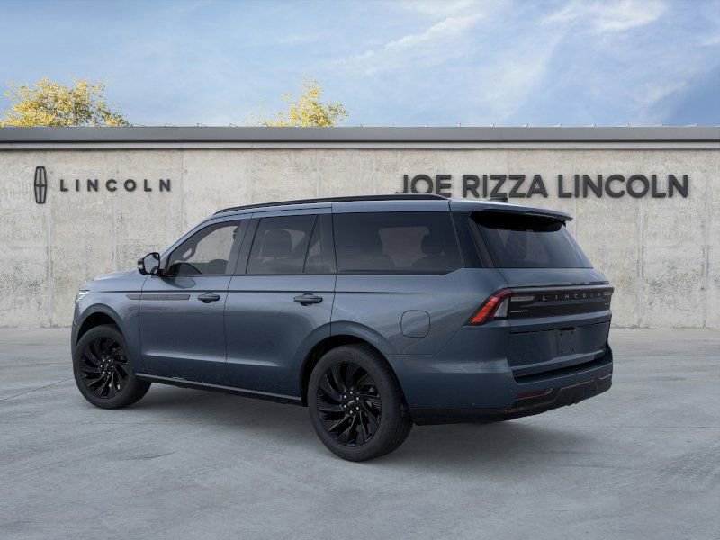 New 2026 Lincoln Navigator Reserve w/ Jet Appearance Package image 4