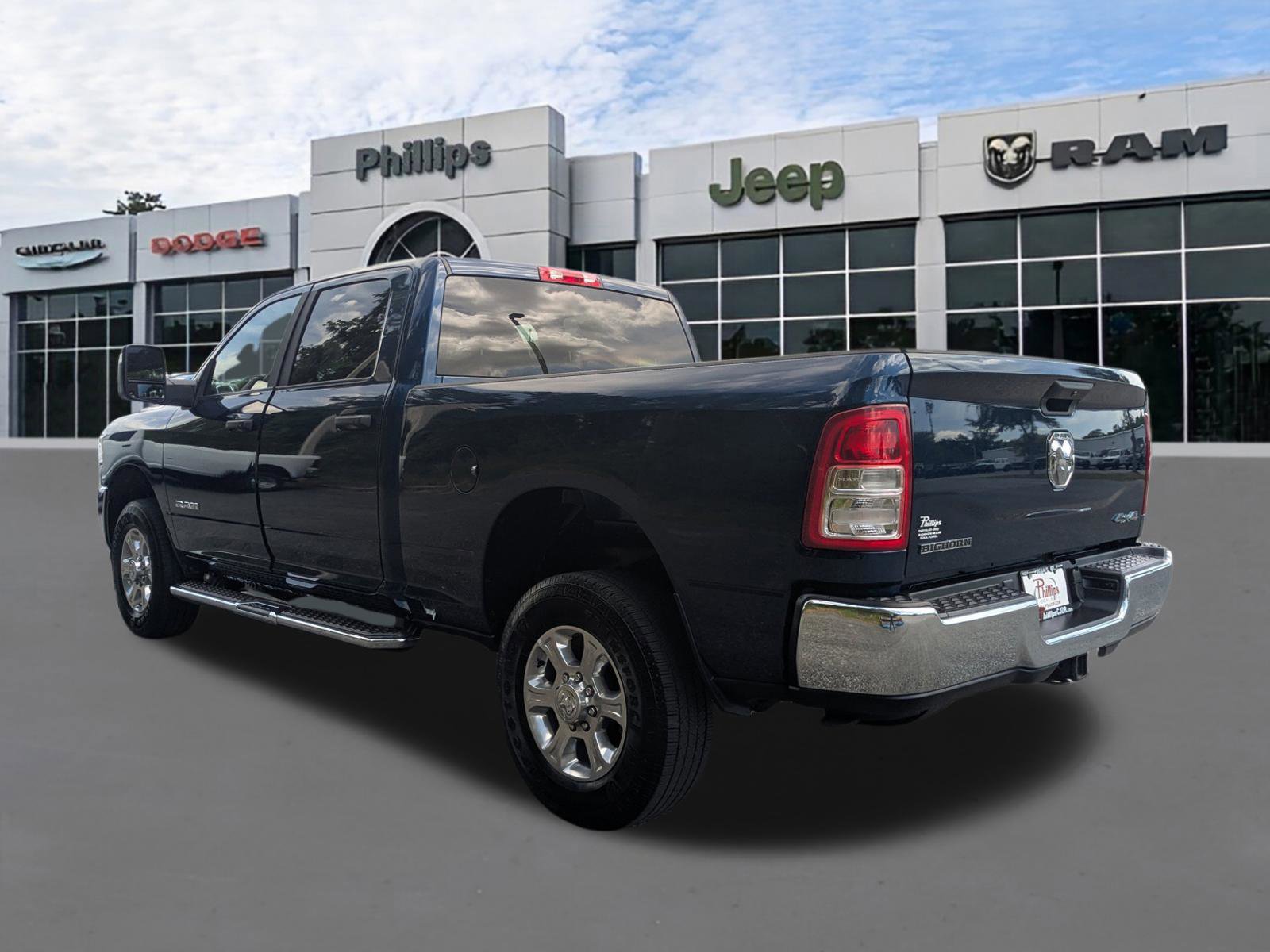 Used 2024 RAM 2500 Big Horn w/ Bed Utility Group AWD/4WD image 5