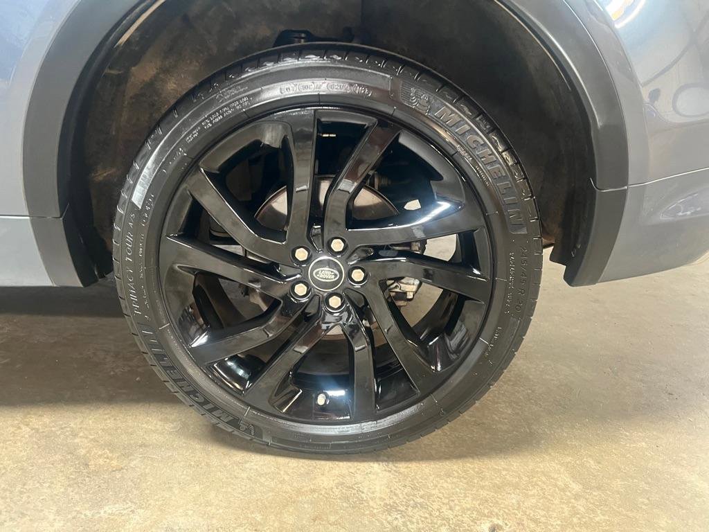 Used 2019 Land Rover Discovery Sport HSE Dynamic image 15