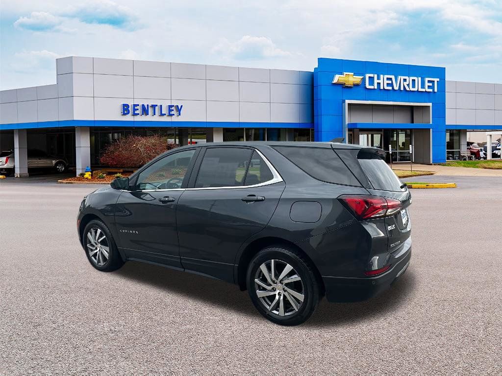 Used 2022 Chevrolet Equinox LT image 3
