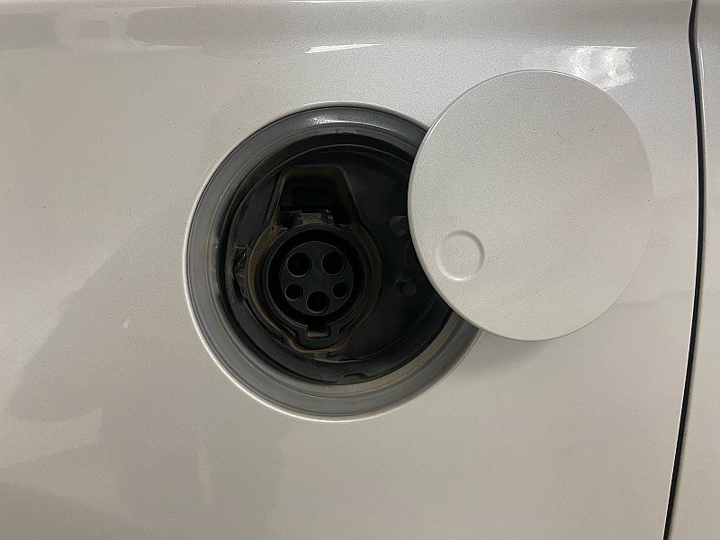 Used 2020 Ford Fusion Energi Titanium image 19