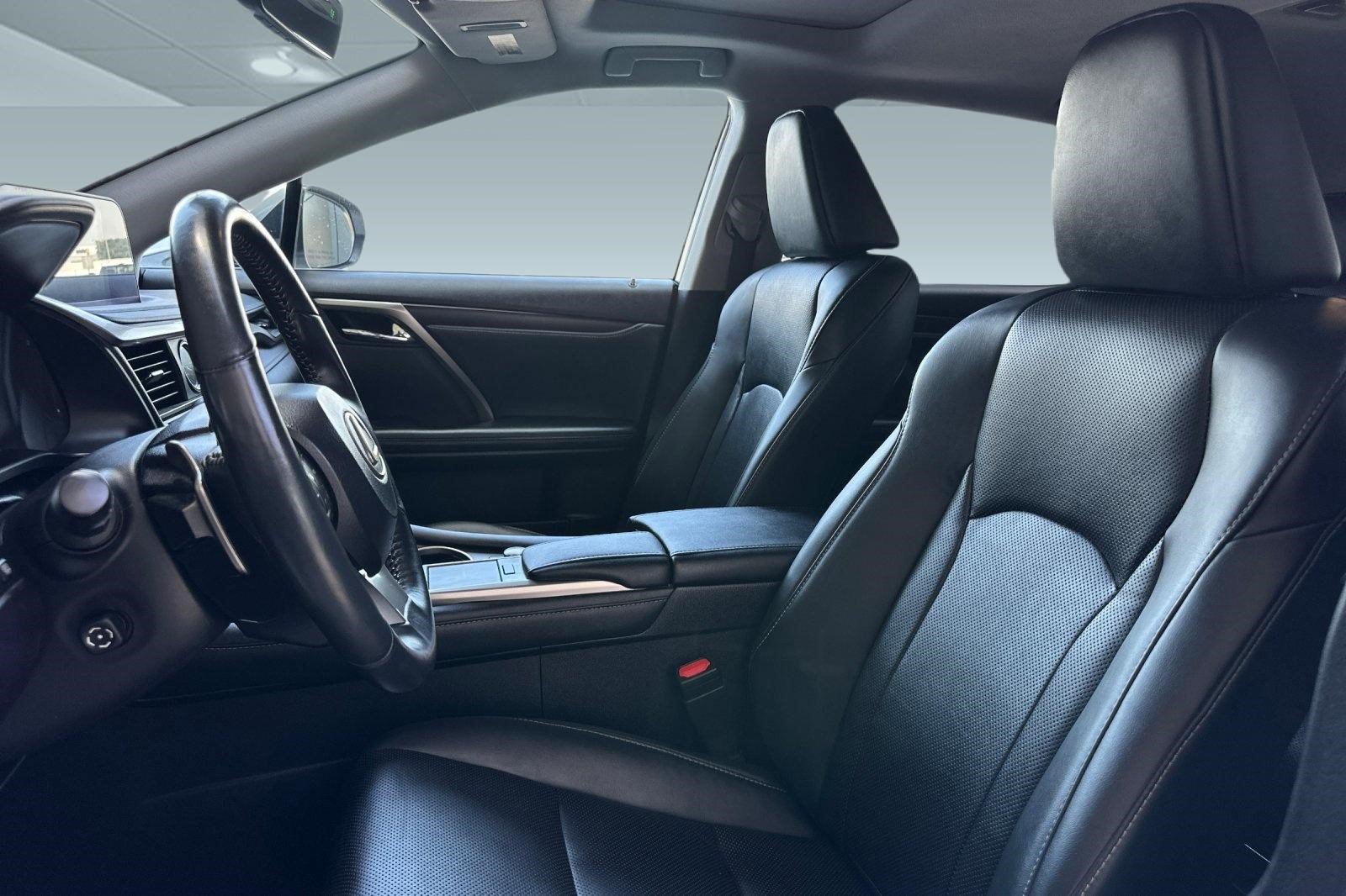 Certified 2022 Lexus RX 450h AWD w/ Premium Package image 5
