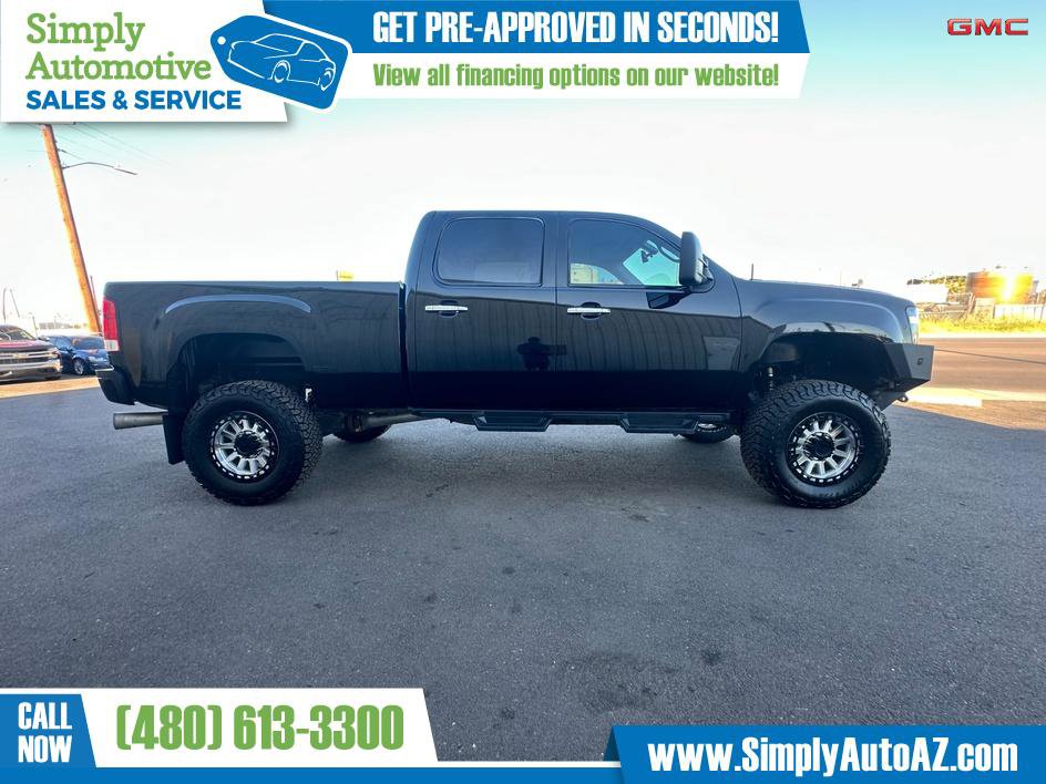 Used 2013 GMC Sierra 2500 Denali w/ Suspension Package, Off-Road image 7