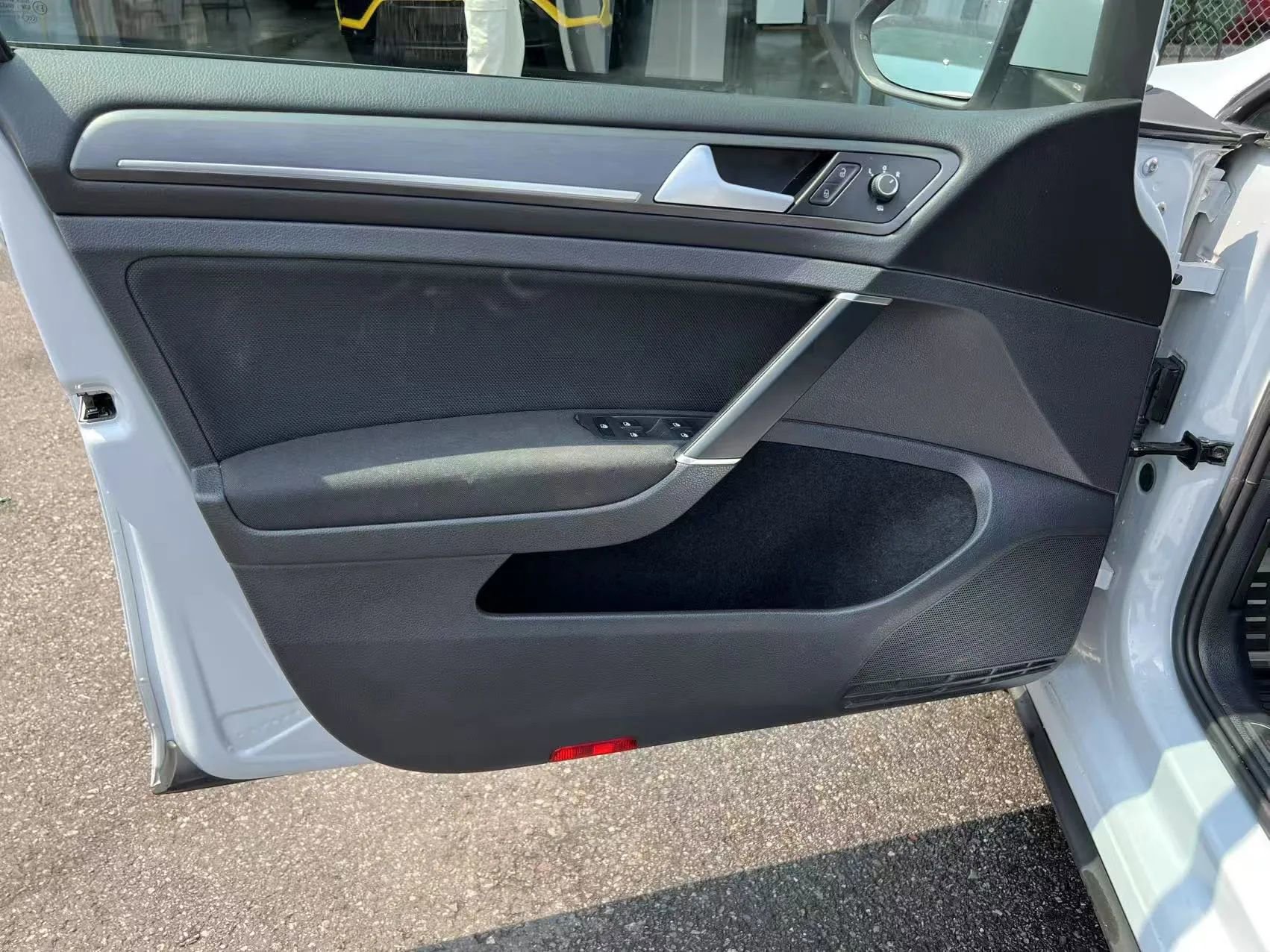 Used 2018 Volkswagen GTI S image 21