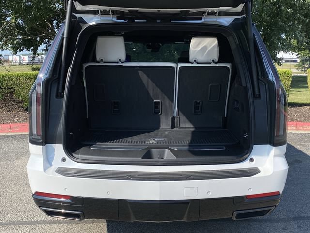 Certified 2025 Cadillac Escalade Sport Platinum w/ LPO, ONYX Package AWD/4WD image 6