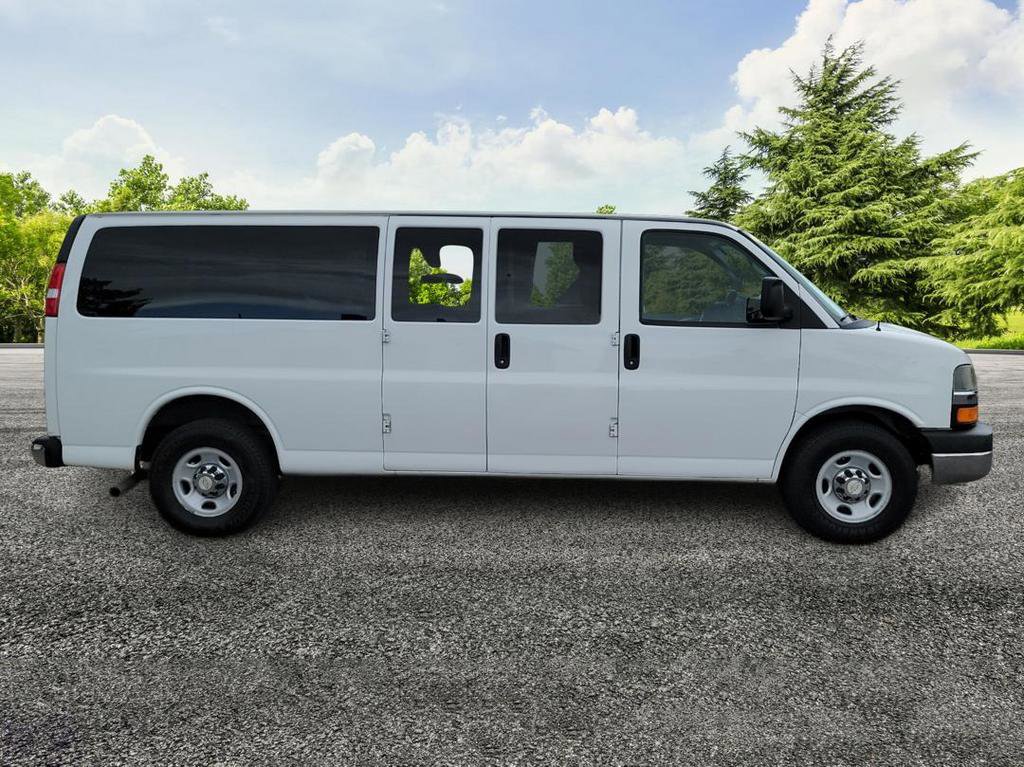 Used 2014 Chevrolet Express 3500 LT w/ LT Preferred Equipment Group image 8