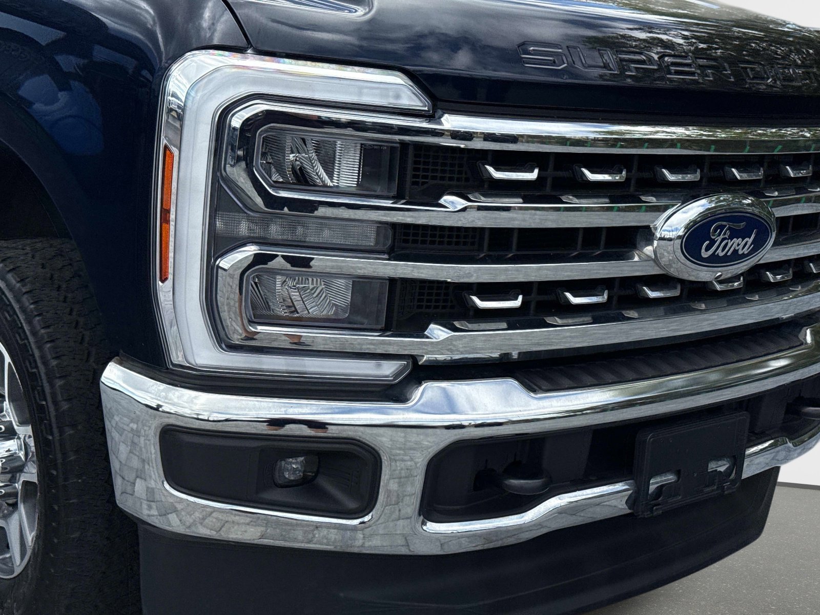 Used 2024 Ford F250 Lariat image 9