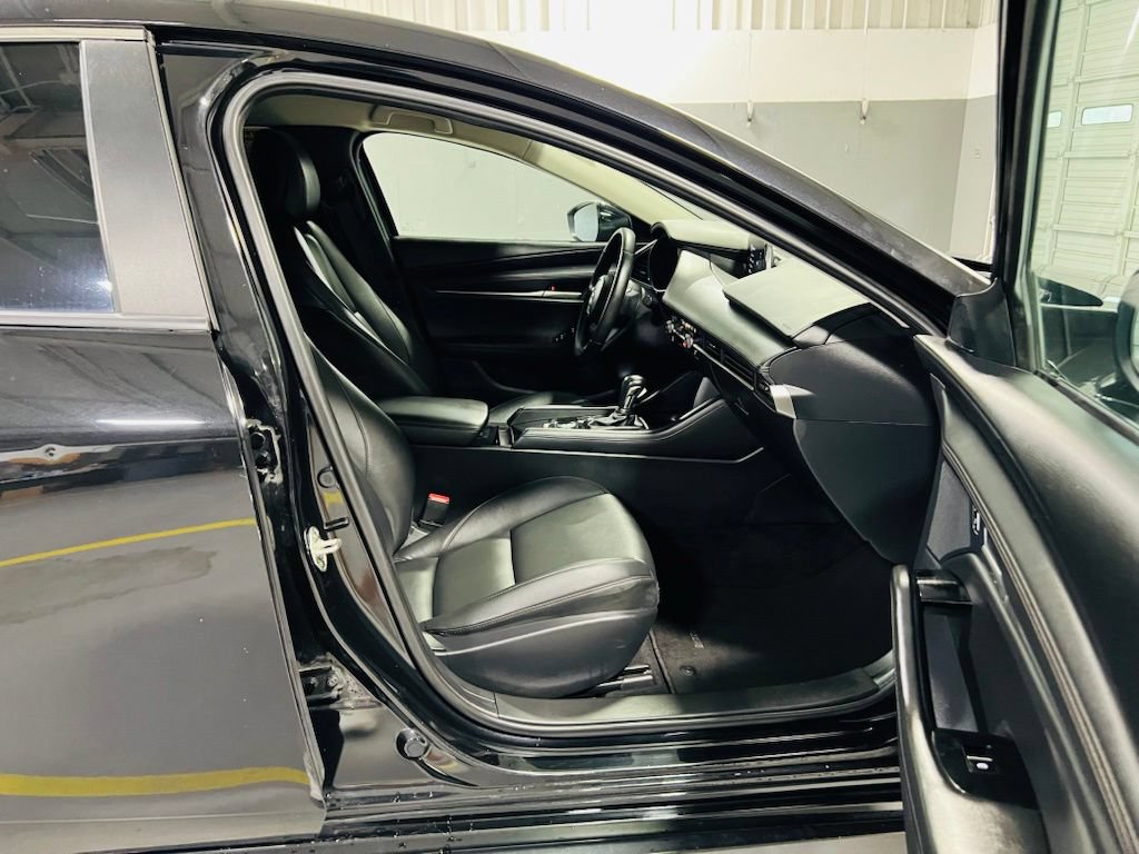Used 2024 MAZDA MAZDA3 s FWD image 31