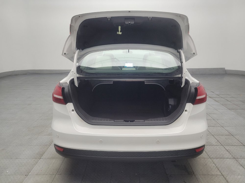 Used 2018 Ford Focus Titanium FWD image 29
