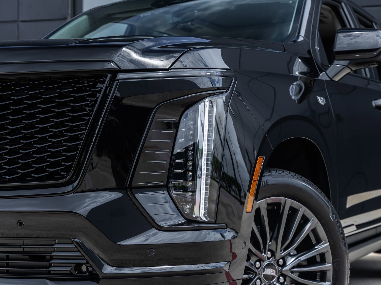 Used 2026 Cadillac Escalade Platinum Sport w/ LPO, Floor Liner Package AWD/4WD image 14