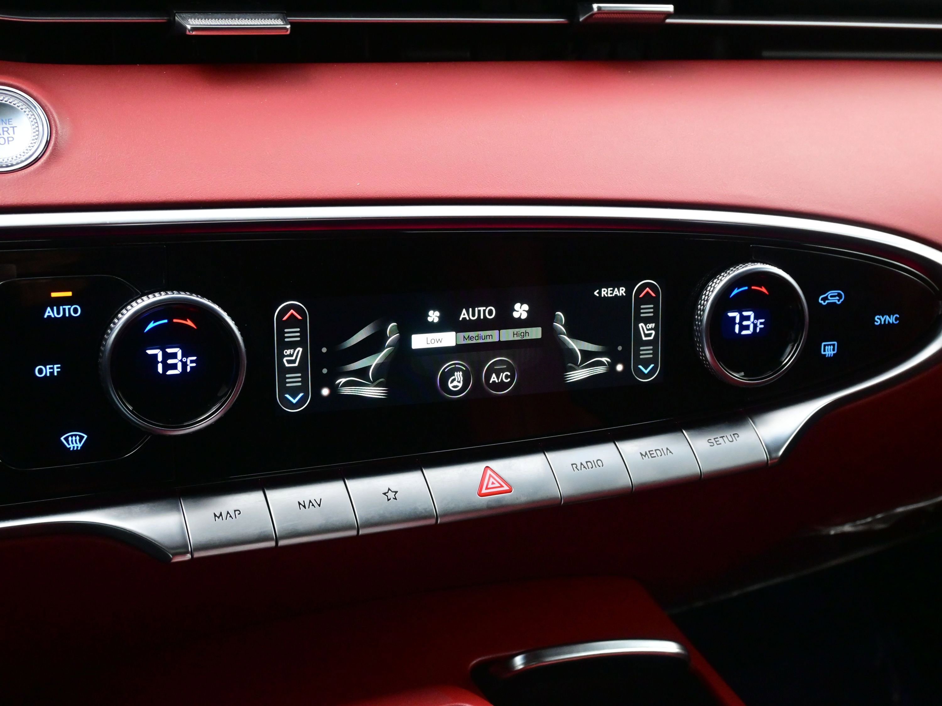 Certified 2023 Genesis GV70 2.5T w/ Sport Prestige Package image 29