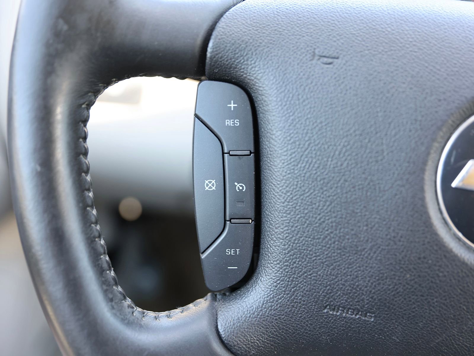 Used 2010 Chevrolet Impala LT w/ Luxury Edition Package FWD image 31