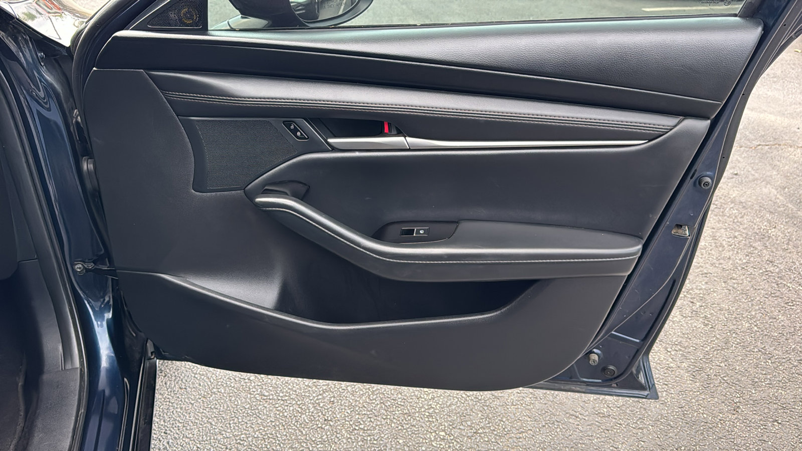 Certified 2025 MAZDA MAZDA3 s image 25