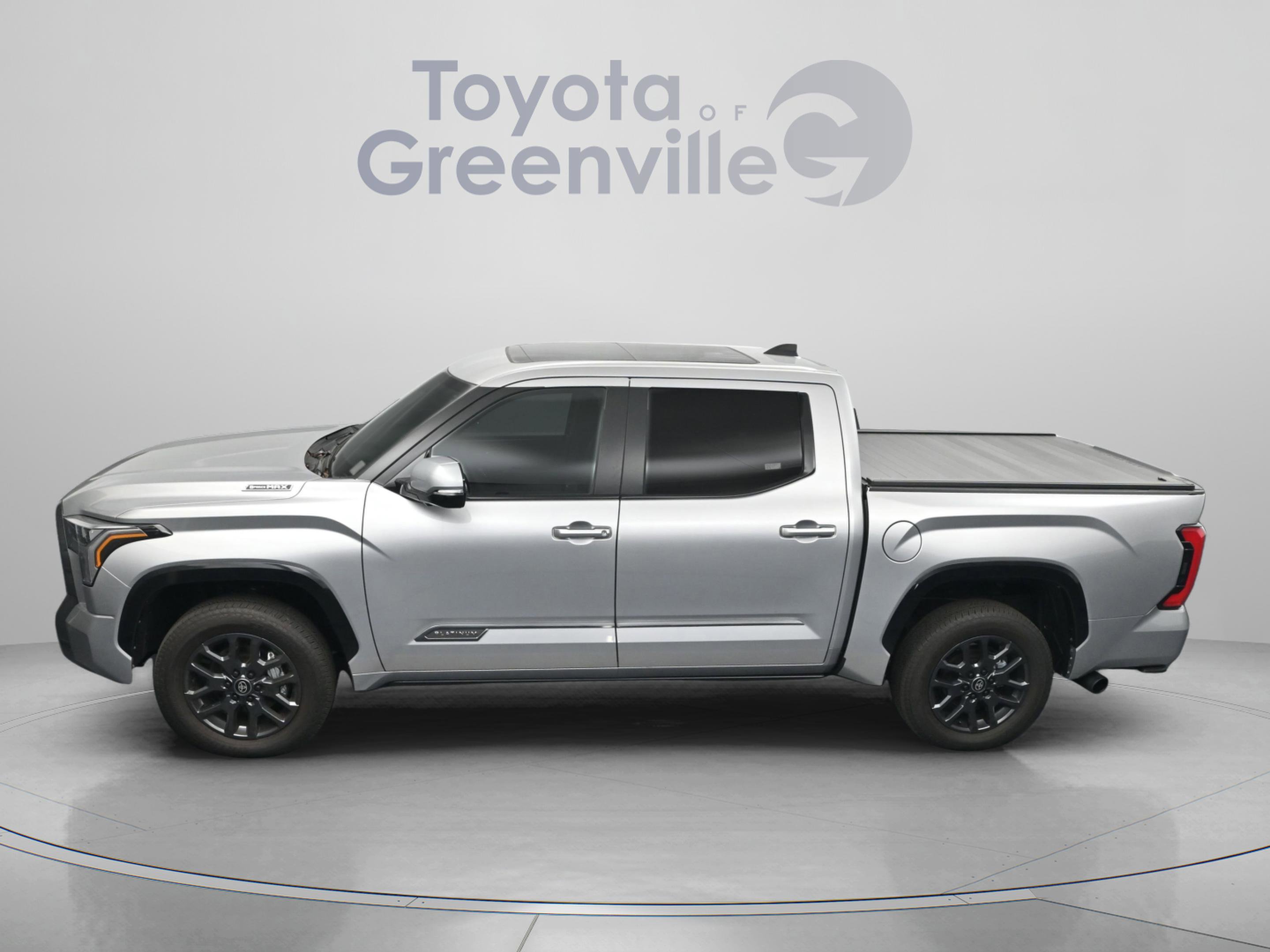 Used 2025 Toyota Tundra Platinum image 4