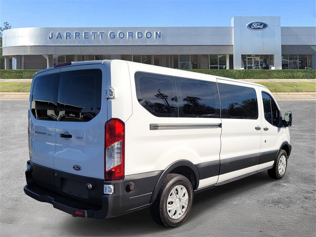 Used 2019 Ford Transit 350 XLT image 4