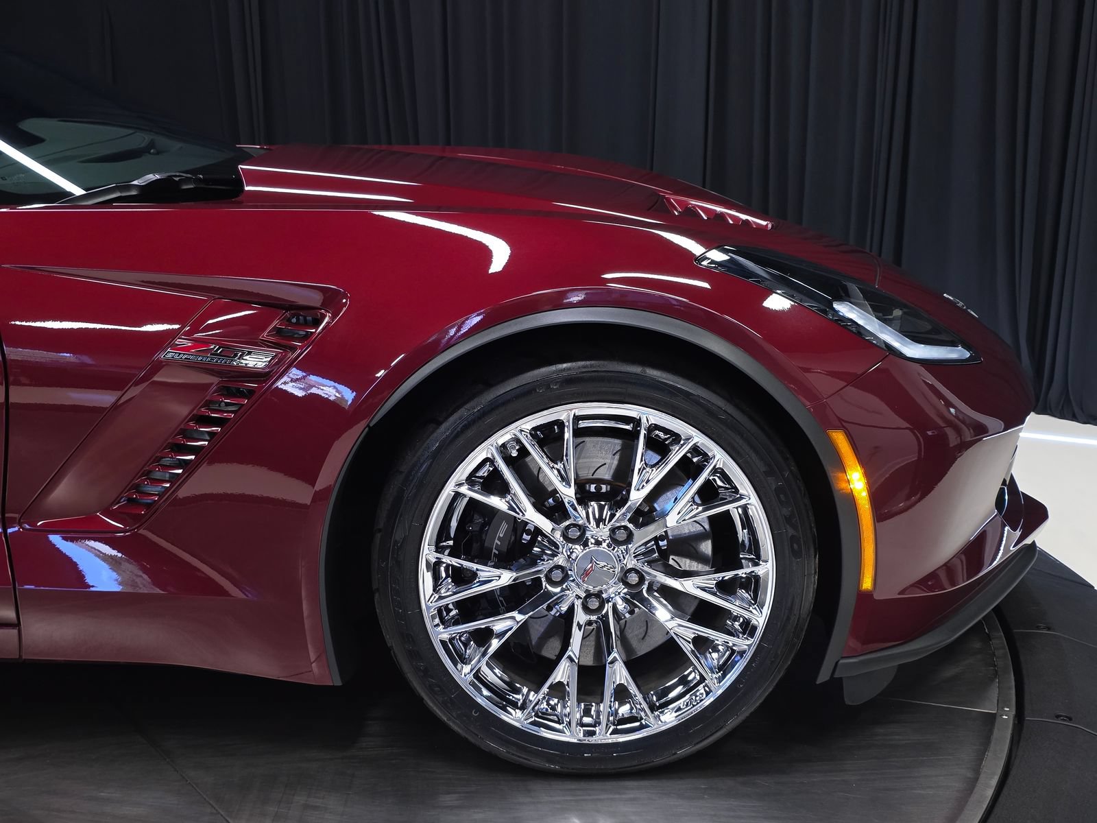 Used 2018 Chevrolet Corvette Z06 w/ Battery Protection Package RWD image 47