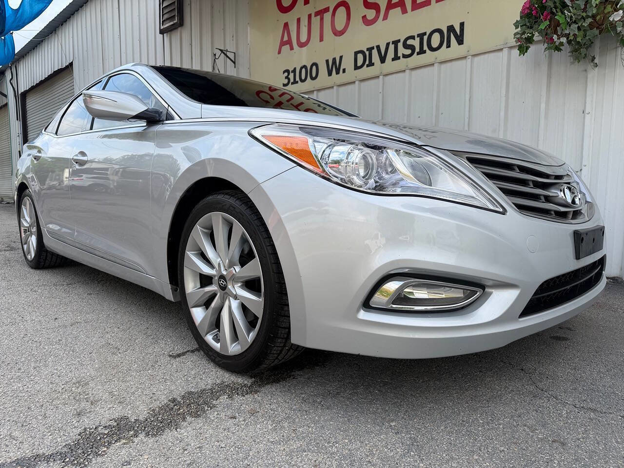 Used 2014 Hyundai Azera Limited w/ Option Group 02