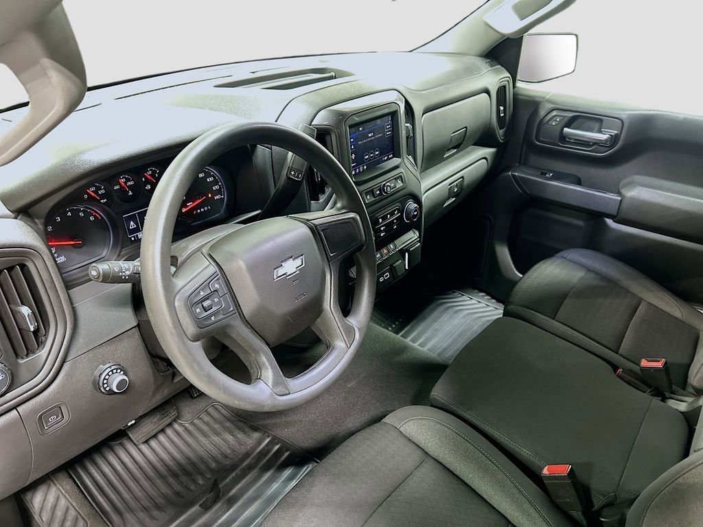 Used 2023 Chevrolet Silverado 1500 Custom image 9