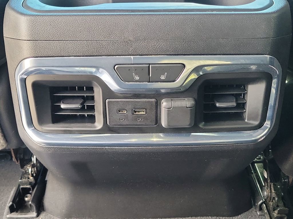 Used 2020 Chevrolet Silverado 1500 High Country w/ Technology Package image 13