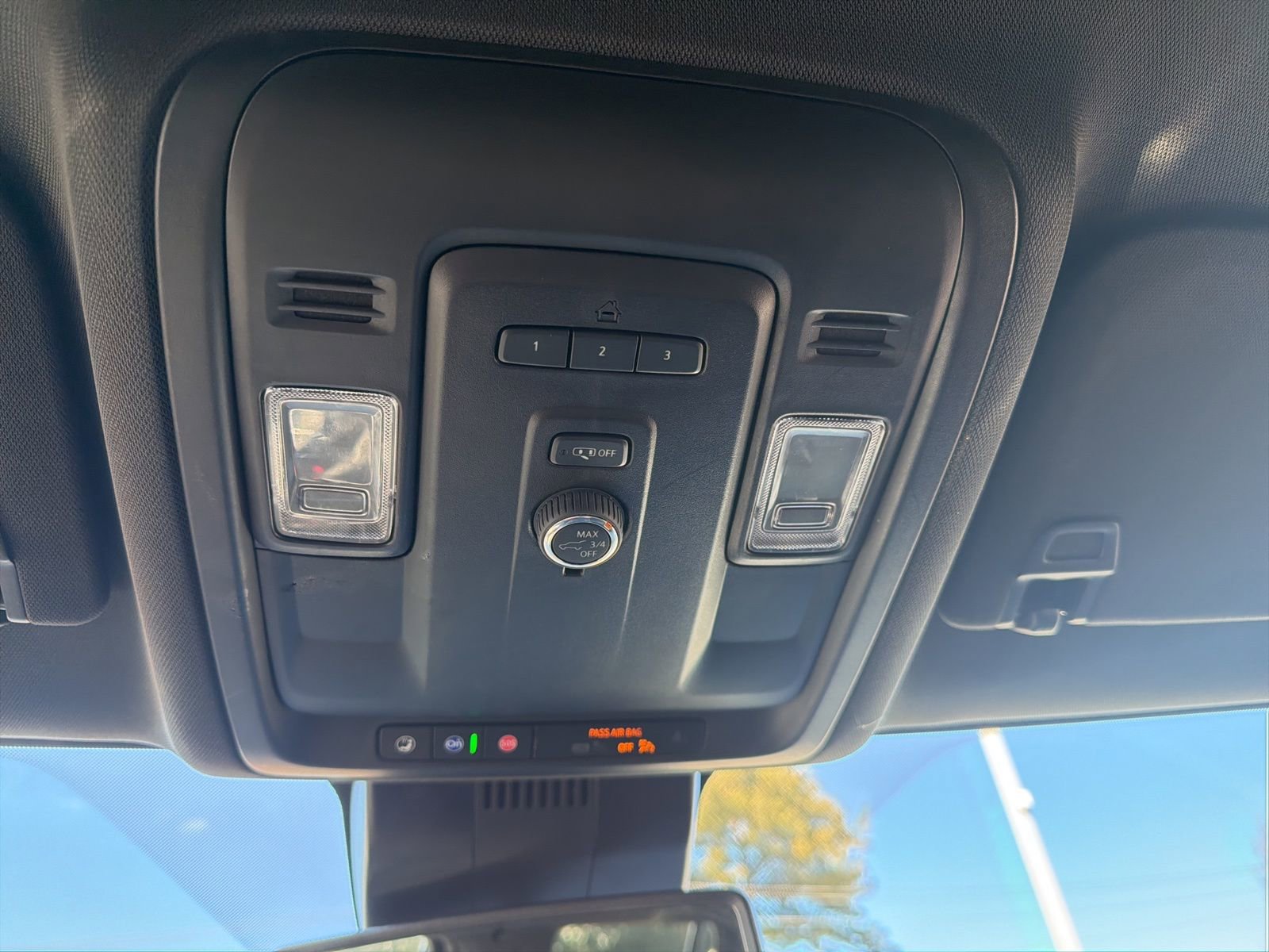 Used 2024 Chevrolet Tahoe LT image 21