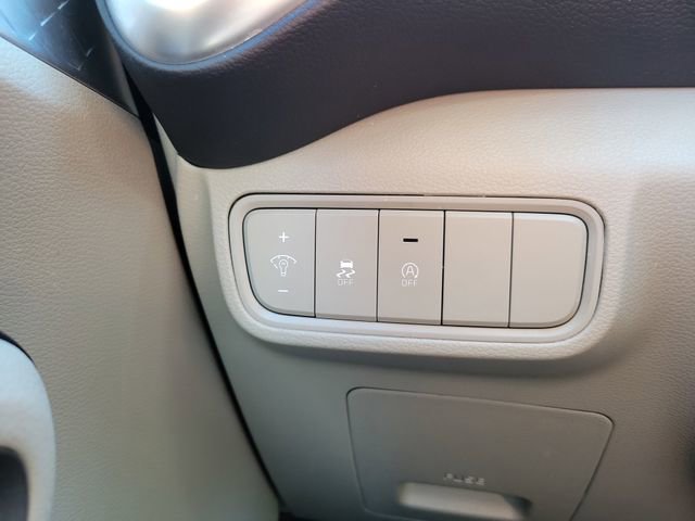 Certified 2025 Kia Soul LX w/ LX Technology Package image 26